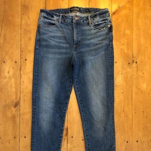 Lucky High Rise Hayden Crop